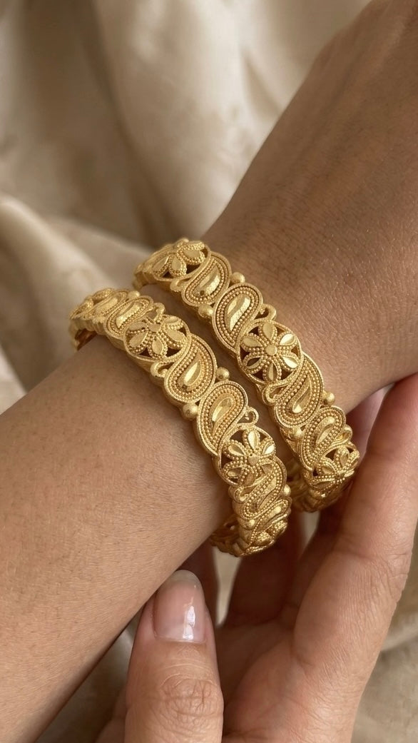 premium bangles 01