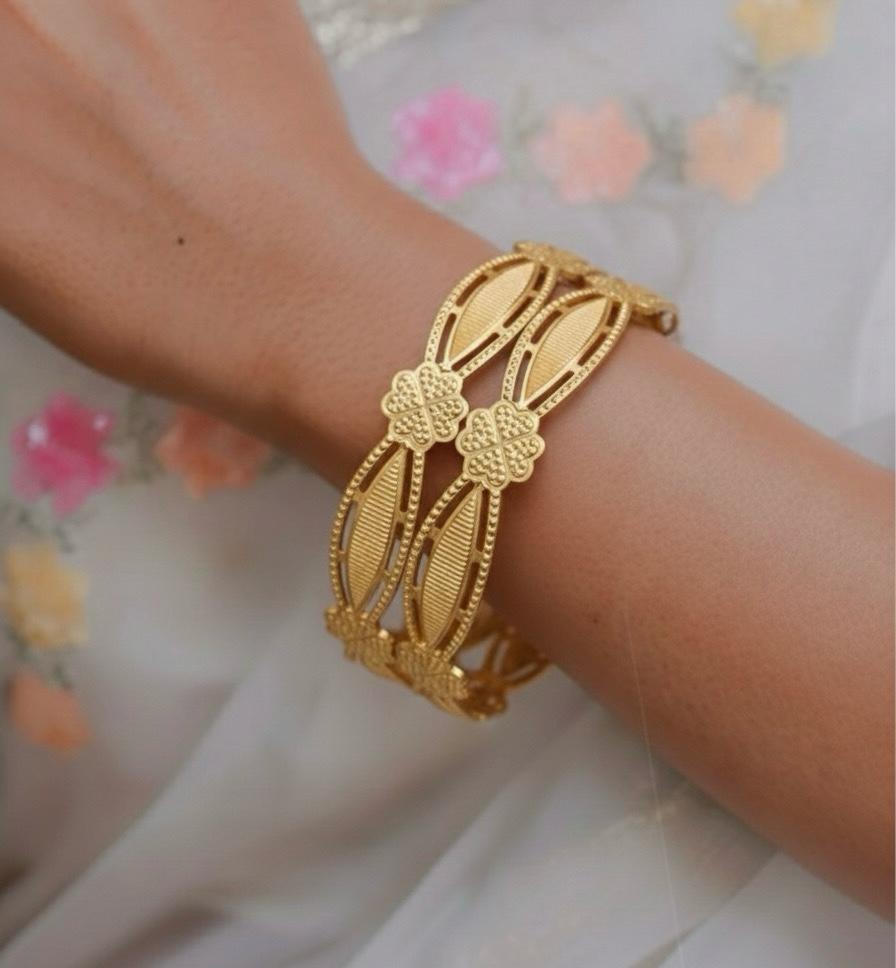 009 BANGLE - Image 3