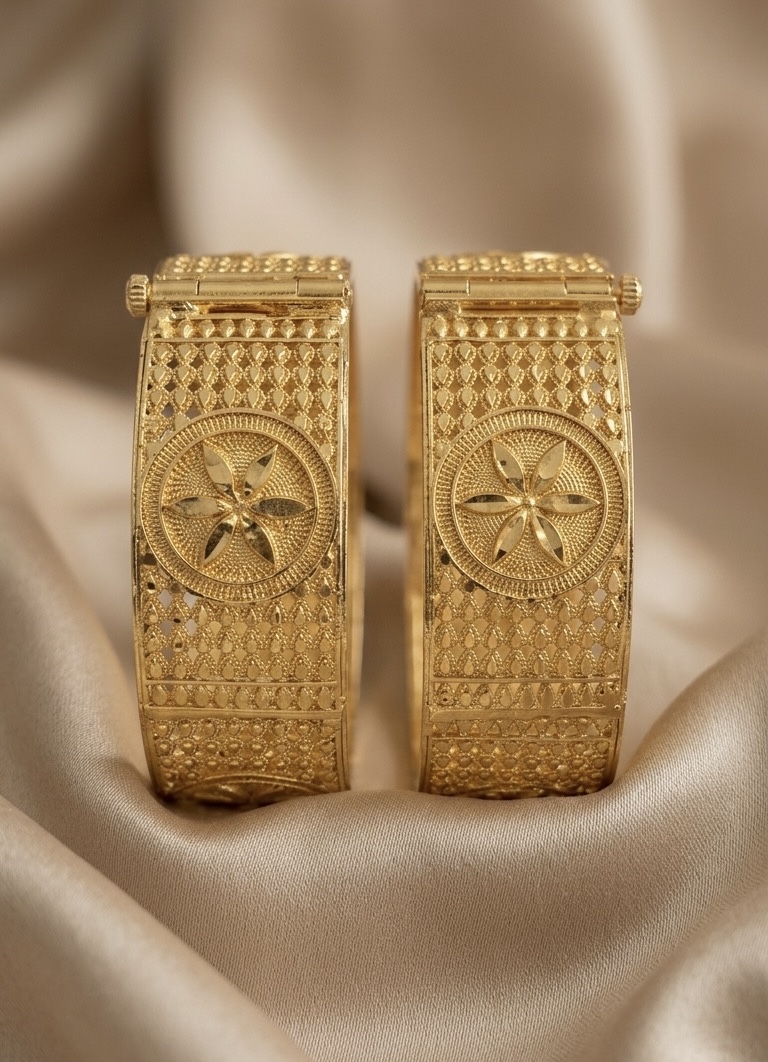 008-bangle